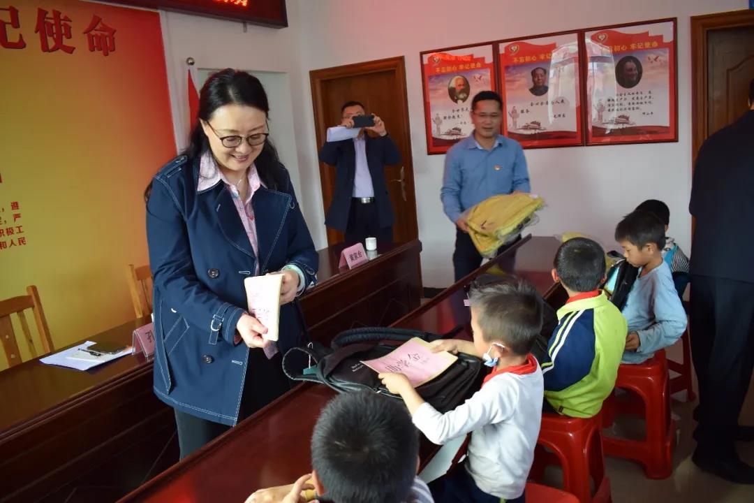 【“我为群众办实事”典型案例】红桃影视免费观看用好困难帮扶机制 畅通62名困难职工子女求学路