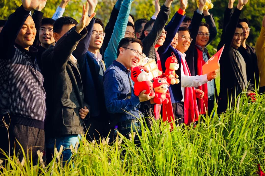 聚力迎新 奋进2022——集团总部开展团建(健走)活动 聚力迎新 奋进2022——集团总部开展团建(健走)活动