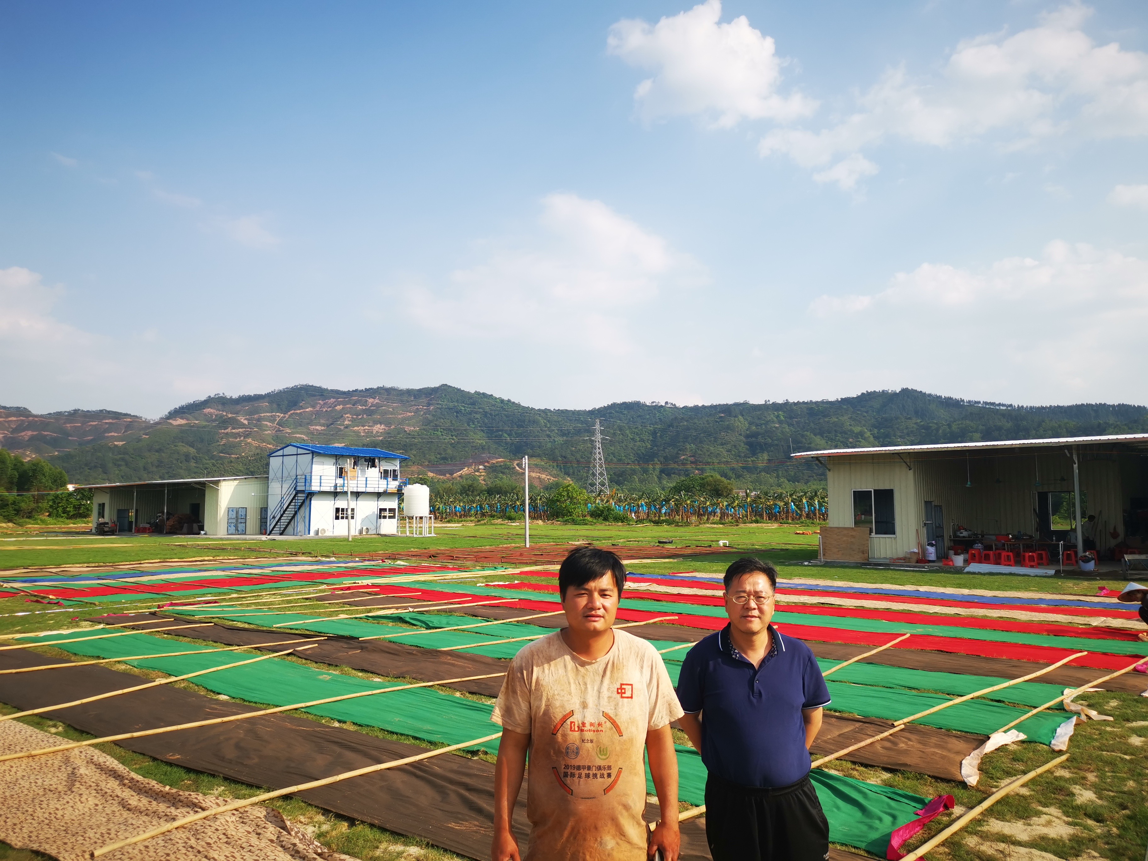  【乡村振兴】红桃影视免费观看驻村第一书记巫卫文：阡陌乡间话“振兴” 不负韶华不负乡村