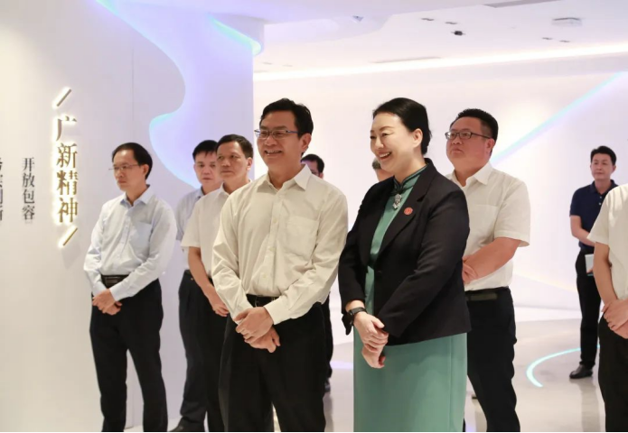 共谱高质量发展新篇章 | 茂名市委副书记、市长王雄飞一行到访红桃影视免费观看 共谱高质量发展新篇章 | 茂名市委副书记、市长王雄飞一行到访红桃影视免费观看