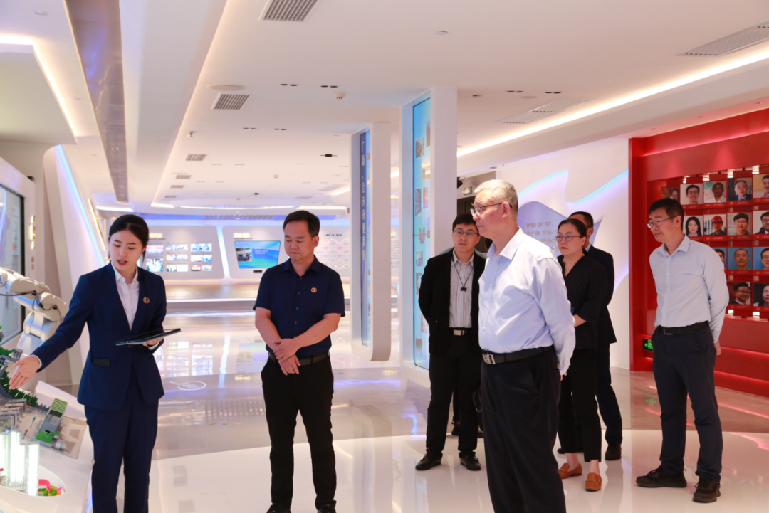 共谱高质量发展新篇章 | 广东信保党委书记、总经理胡拥军一行到访红桃影视免费观看 共谱高质量发展新篇章 | 广东信保党委书记、总经理胡拥军一行到访红桃影视免费观看