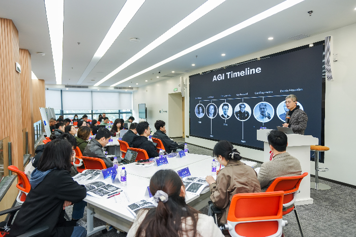 2026.1.13广新AI创新加速营第三次集训 (22).jpg